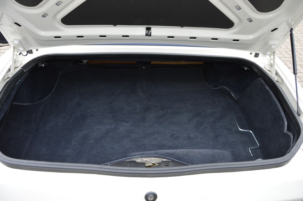 Porsche 944 C2 Cabrio Matchingnumbers first owner