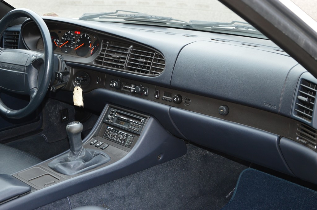 Porsche 944 C2 Cabrio Matchingnumbers first owner