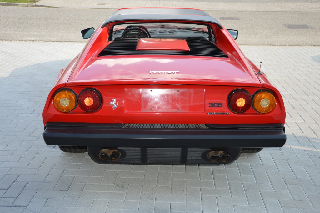 Ferrari  308 GTSI Quattrovalvole